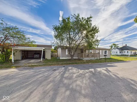 1000 E Willard St, Muncie, IN 47302 photo 2