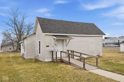 540 Poplar St, Tipton, IN 46072