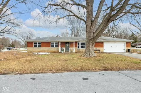 235 Venable Dr, Avon, IN 46123