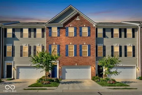13064 Raritan Dr, Fishers, IN 46038