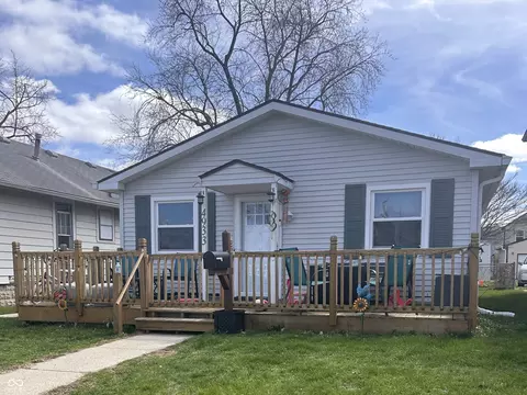 4933 Ford St, Speedway, IN 46224