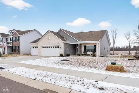 1408 Crabapple Rd, Franklin, IN 46131 photo 2