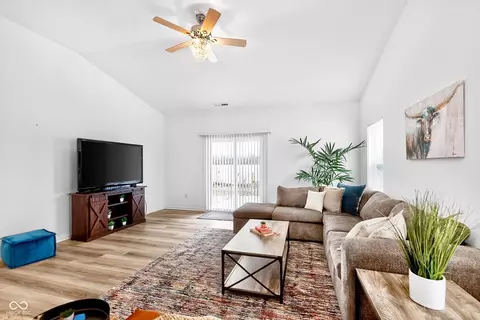 1408 Crabapple Rd, Franklin, IN 46131 photo 7