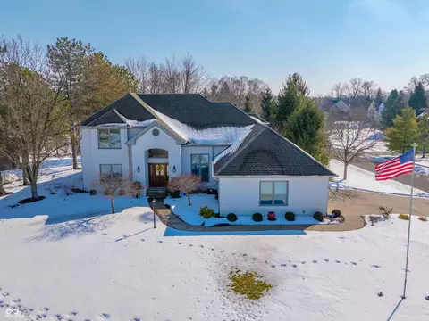 12711 Old Stone Dr, Indianapolis, IN 46236