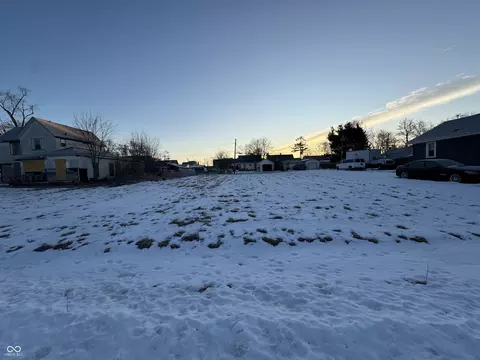 2220 Lincoln St, Anderson, IN 46016