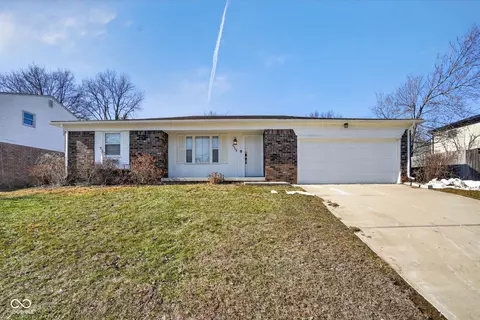 5508 Armstrong Dr, Indianapolis, IN 46237