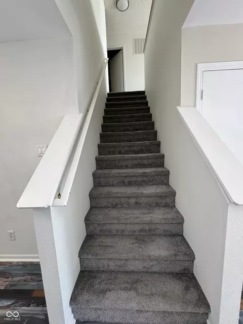 Entry Way - 9543 W Campfire Dr, Pendleton, IN 46064 photo 1 of 2