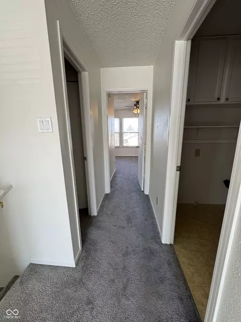Entry Way - 9543 W Campfire Dr, Pendleton, IN 46064 photo 2 of 2
