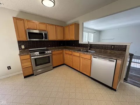 Kitchen - 9543 W Campfire Dr, Pendleton, IN 46064 photo 1 of 2
