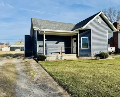 815 Sarasota Dr, Seymour, IN 47274
