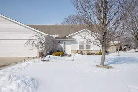 3404 Village Dr, Anderson, IN 46011