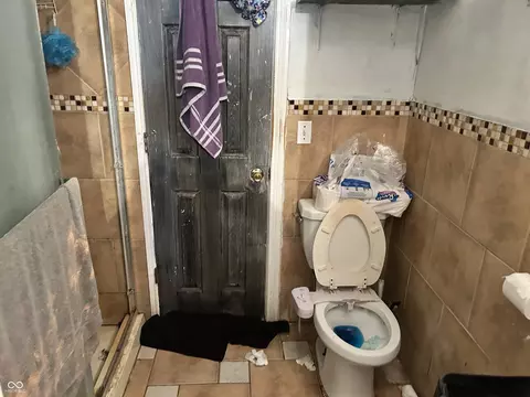 Bath - 1221 N 3rd St, Austin, IN 47102 photo 1 of 3