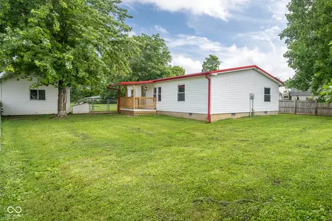 32 Martinsville St, Greencastle, IN 46135