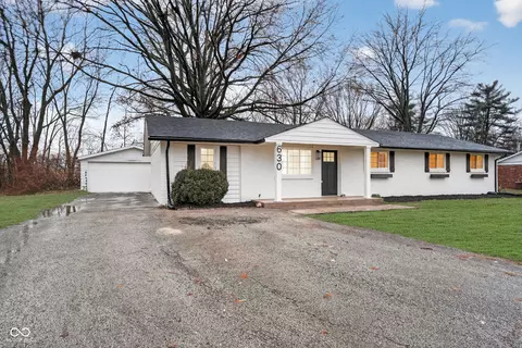 630 Karen Dr, Zionsville, IN 46077