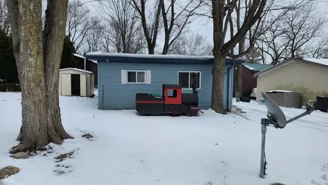 6116 Van Bibber Lake Est, Greencastle, IN 46135