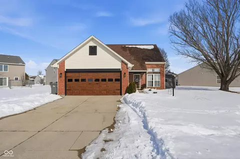 7808 Harshaw Dr, Indianapolis, IN 46239