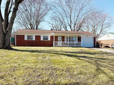 2550 Beechcrest Dr, Indianapolis, IN 46203