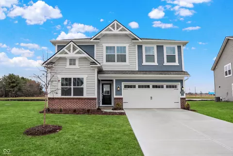 2420 Fir Dr, Greenfield, IN 46140