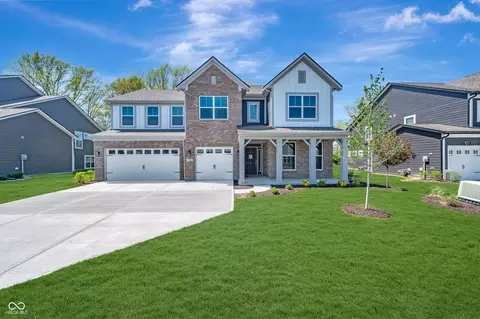 5420 Aspen Wood Ln, Indianapolis, IN 46239