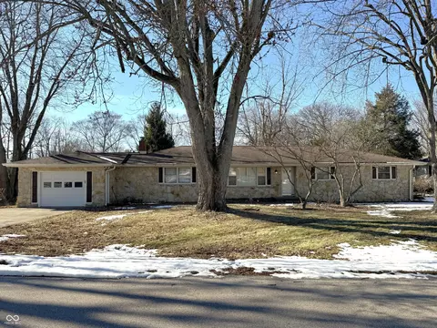 1213 Durham Dr, Crawfordsville, IN 47933