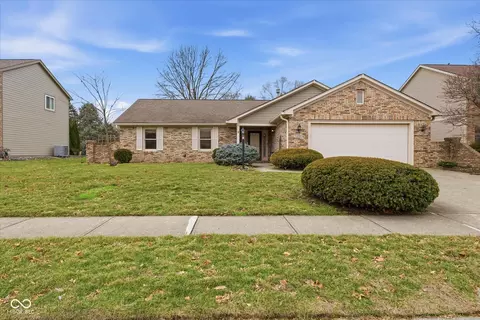 11288 Ashley Pl, Fishers, IN 46038