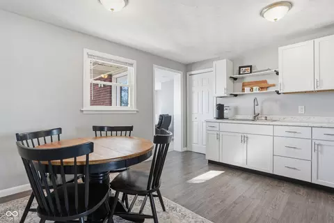 Dining - 5717 W 5721 W Sr 132, Pendleton, IN 46064 photo 1 of 2