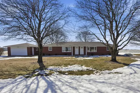 Exterior - 5717 W 5721 W Sr 132, Pendleton, IN 46064 photo 2 of 2