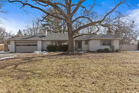 8743 Washington Blvd E Dr, Indianapolis, IN 46240