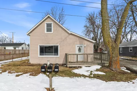 1008 E 7th St, Greenfield, IN 46140