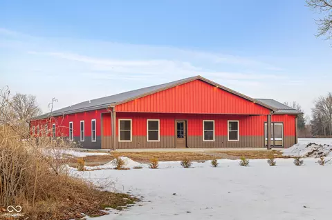 8615 S 150 W, Columbus, IN 47201