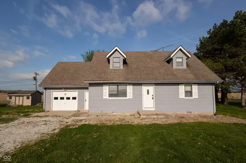1003 N State Road 3, Westport, IN 47283
