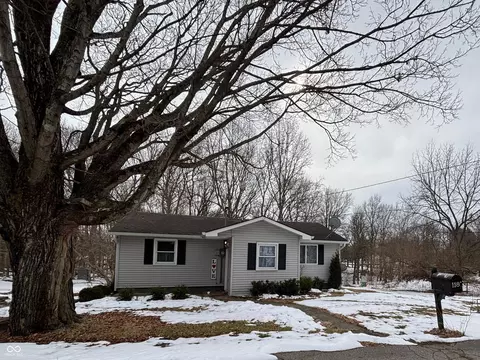 1181 W Van Buren St, Alexandria, IN 46001