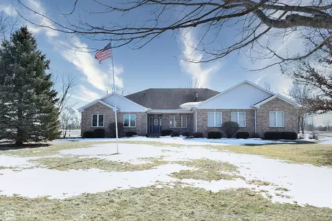 627 E 214th St, Sheridan, IN 46069