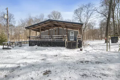 8813 W 750 N, Commiskey, IN 47227