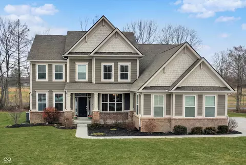 18813 Stonebluff Ln, Noblesville, IN 46062