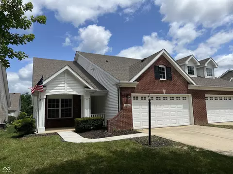 12140 Black Hills Dr, Fishers, IN 46038