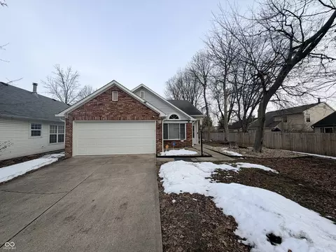 5159 Pin Oak Dr, Indianapolis, IN 46254