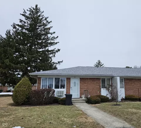 953 W Mckay Rd, Shelbyville, IN 46176