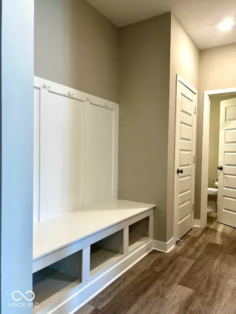 Entry Way - 11940 Springtide Ln, Fishers, IN 46037 photo 2 of 3