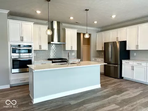 Kitchen - 11940 Springtide Ln, Fishers, IN 46037 photo 2 of 4