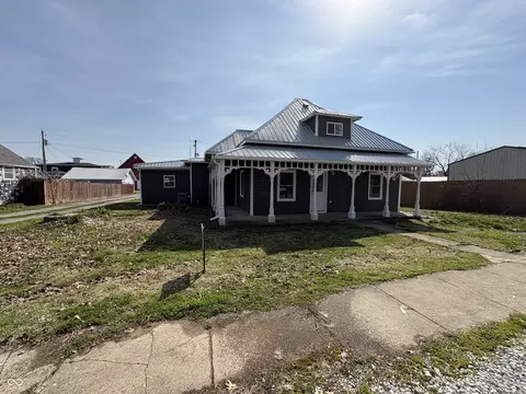 151 S Grant St, Cloverdale, IN 46120