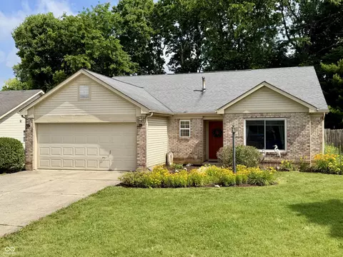 1019 E Killian Dr, Mooresville, IN 46158