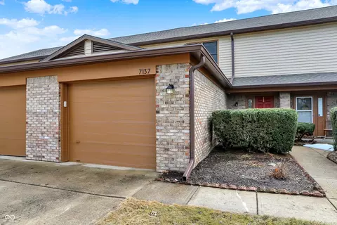 7137 Long Boat Dr, Indianapolis, IN 46250