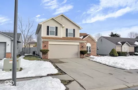 12991 Wingstem Ct, Fishers, IN 46038