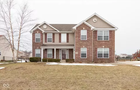 254 Halldale Dr, Whiteland, IN 46184