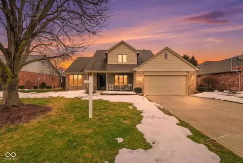 5123 Estes Dr, Greenwood, IN 46142