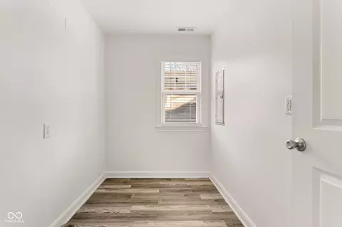 Entry Way - 2839 N Talbott St, Indianapolis, IN 46205 photo 2 of 2