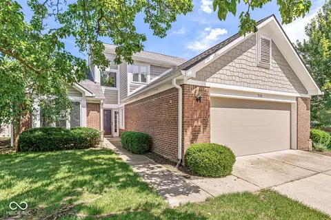 7869 Clearwater Pkwy, Indianapolis, IN 46240