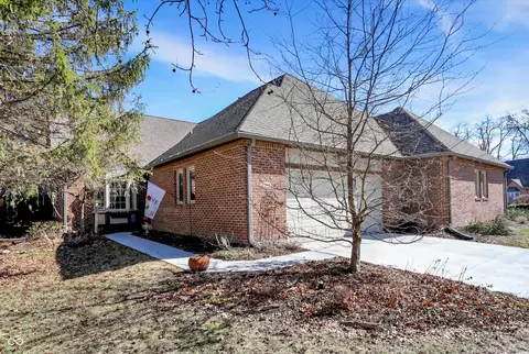 2066 Oldfields Circle South Dr, Indianapolis, IN 46228