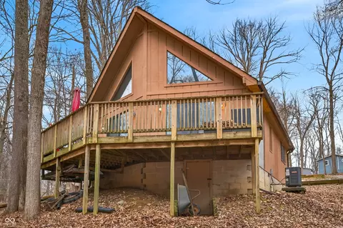 8288 Bluegill Dr, Nineveh, IN 46164